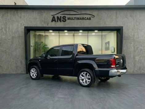 VolksWagen AMAROK Highline CD 3.0 4x4 TB Dies. Aut.