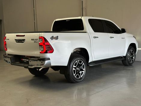 Toyota Hilux CD SRX 4x4 2.8 TDI 16V Diesel Aut.