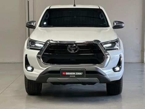 Toyota Hilux CD SRX 4x4 2.8 TDI 16V Diesel Aut.