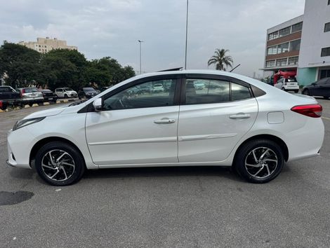 Toyota YARIS XLS Sedan 1.5 Flex 16V 4p Aut.