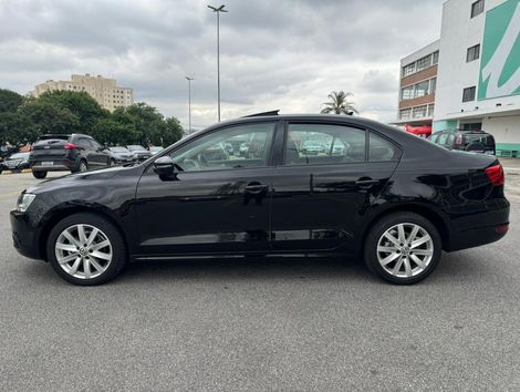 VolksWagen JETTA Comfortline 2.0 T.Flex 8V 4p Tipt.