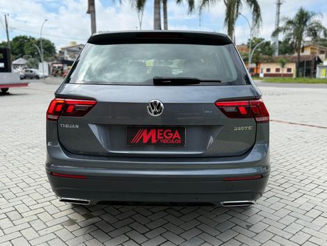 VolksWagen TIGUAN Allspac Comf 250 TSI 1.4 Flex