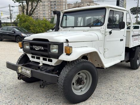 Toyota Band.Picape Chassi Longo Diesel