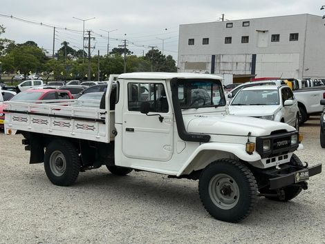 Toyota Band.Picape Chassi Longo Diesel