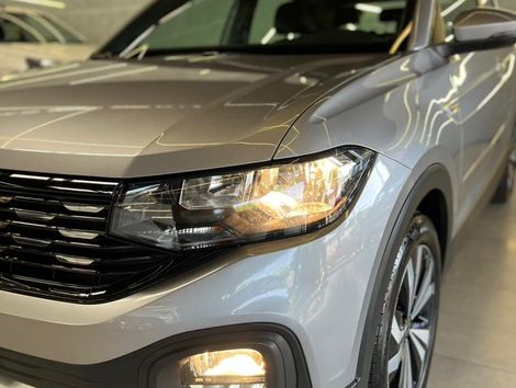 Volkswagen Comfortline 200 TSI 1.0