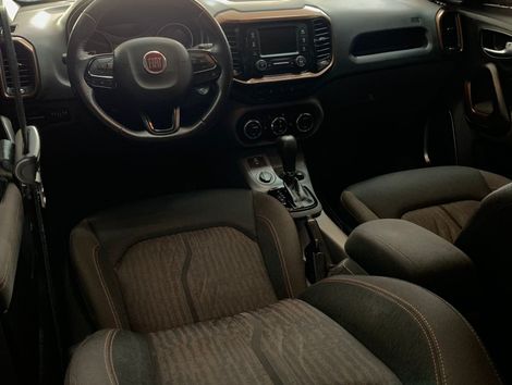 Fiat Toro Volcano 2.4 16V Flex Aut.