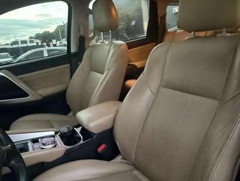 Mitsubishi Pajero Sport HPE-S 2.4  4x4 Diesel Aut.