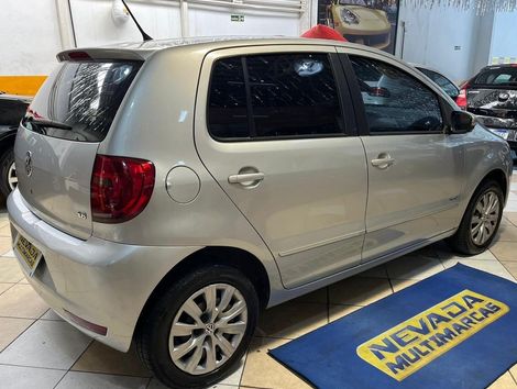 VolksWagen Fox 1.6 Mi Total Flex 8V 5p