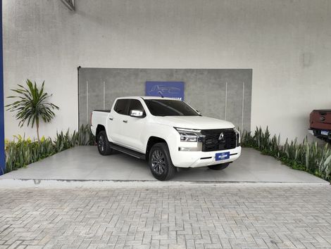 Mitsubishi Triton HPE-S 2.4 CD 4x4 TB Diesel Aut.