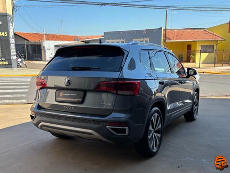 VolksWagen TAOS Highline 1.4 250 TSI Flex Aut.