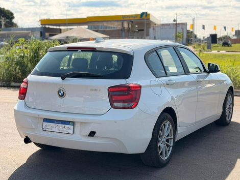 BMW 116iA 1.6 TB 16V 136cv 5p