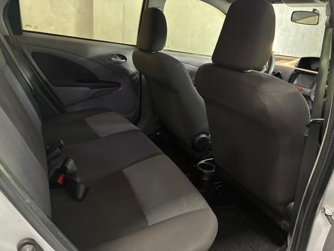 Toyota ETIOS XLS Sedan 1.5 Flex 16V 4p Mec.