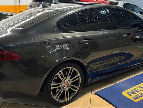 Jaguar XE 2.0 Turbocharged R-Sport Aut.