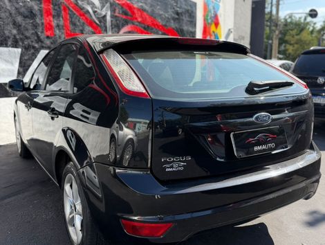 Ford Focus 1.6 S/SE/SE Plus Flex 8V/16V  5p