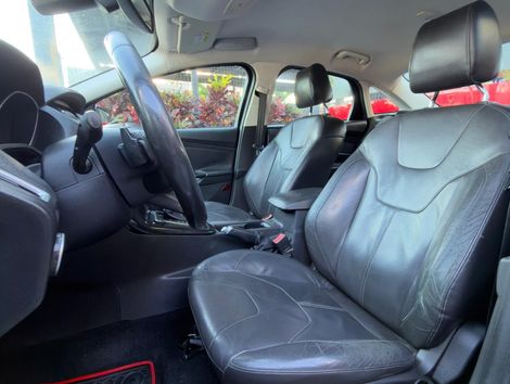 Ford Focus Fastback TIT./T.PLUS 2.0 Flex Aut.