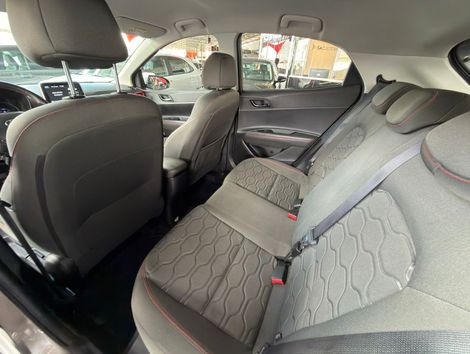 Hyundai HB20X Diamond Plus 1.6 Flex 16V Aut.