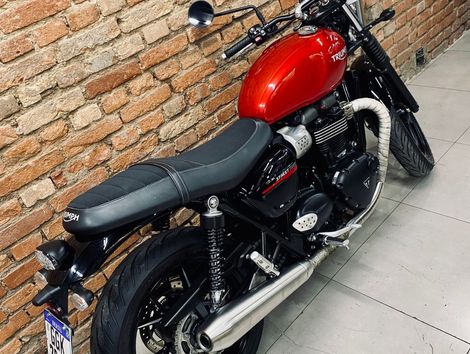 TRIUMPH STREET  TWIN 900cc