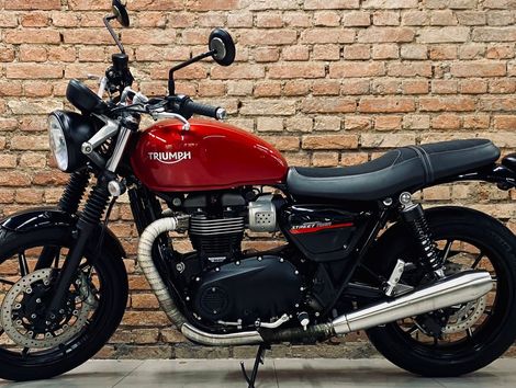 TRIUMPH STREET  TWIN 900cc