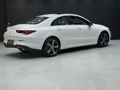 Mercedes CLA-250 2.0 16V TB Aut.