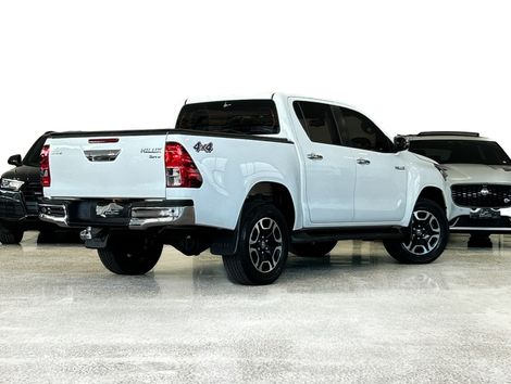 Toyota Hilux CD SRV 4x4 2.8 TDI Diesel Aut.