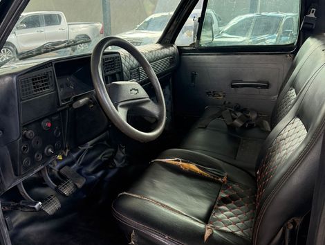 Chevrolet D-20 S 3.9/4.0 Turbo Diesel