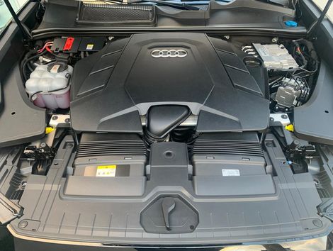 Audi Q8 Perf.Black 3.0 TFSI Quat. S-tr/(Híb.)