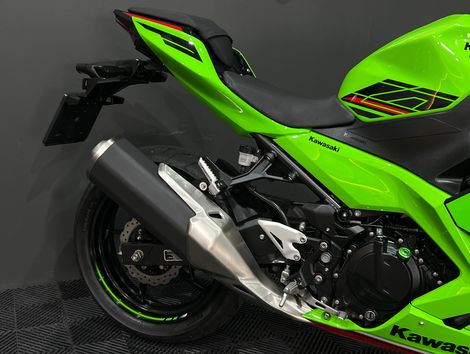 KAWASAKI NINJA 400