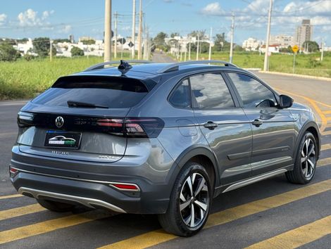 VolksWagen Nivus Highline 1.0 200 TSI Flex Aut.