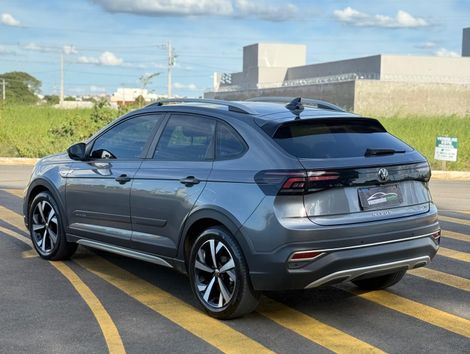 VolksWagen Nivus Highline 1.0 200 TSI Flex Aut.