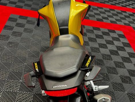 HONDA CB 300F Twister Flex