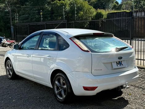 Ford Focus 2.0 16V/ 2.0 16V Flex 5p