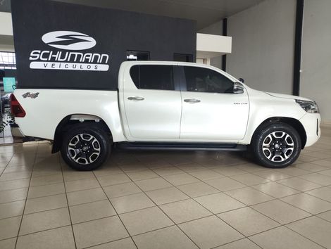 Toyota Hilux CD SRX 4x4 2.8 TDI 16V Diesel Aut.