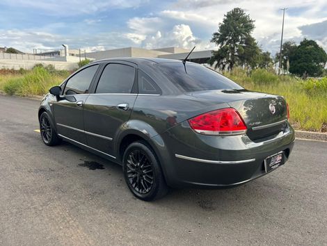 Fiat LINEA LX 1.9/ 1.8 Flex 16V 4p