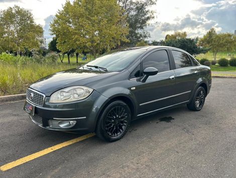 Fiat LINEA LX 1.9/ 1.8 Flex 16V 4p