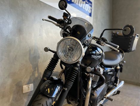 TRIUMPH STREET  TWIN 900cc