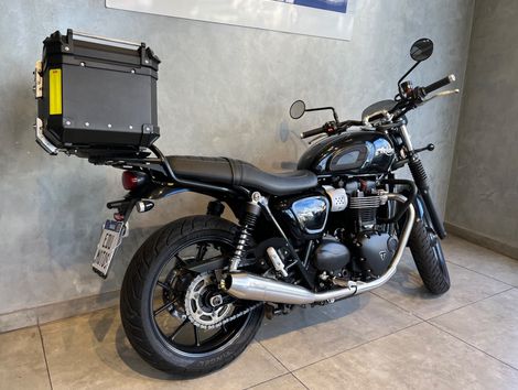 TRIUMPH STREET  TWIN 900cc