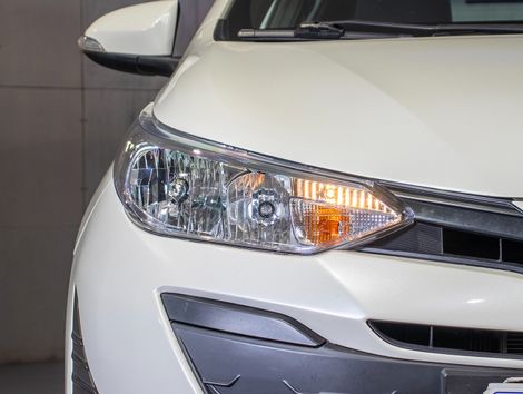 Toyota YARIS XL Live 1.3 Flex 16V 5p Aut.