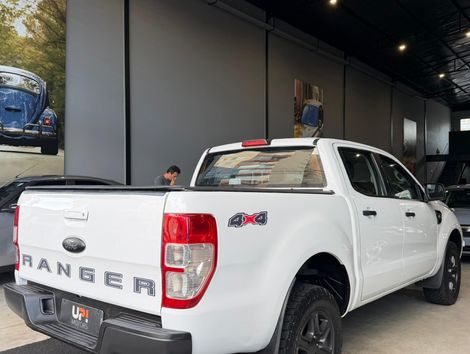 Ford Ranger XLS 2.2 4x4 CD Diesel Aut.