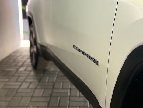 Jeep COMPASS LONGITUDE 2.0 4x4 Dies. 16V Aut.