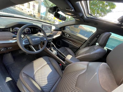 Jeep Commander Overland T270 1.3 TB Flex Aut.