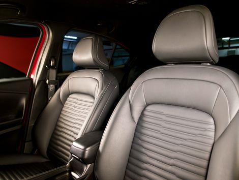 Fiat Fastback Limited Ed.1.3 270 T.Flex Aut.