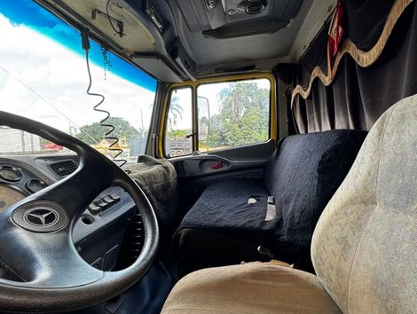 MERCEDES-BENZ L-1620 3-Eixos 2p (diesel)