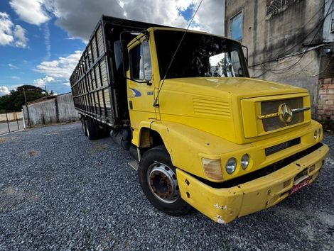 MERCEDES-BENZ L-1620 3-Eixos 2p (diesel)