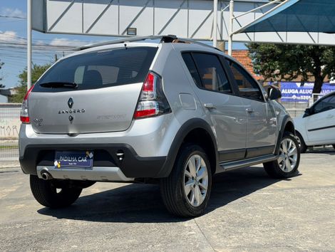 Renault SANDERO STEPWAY Hi-Flex 1.6 16V 5p