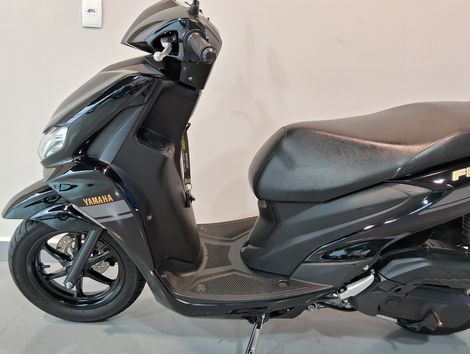 YAMAHA FLUO 125 ABS