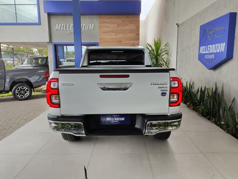 Toyota Hilux CD SRX Plus 4x4 2.8 TDI Die. Aut.