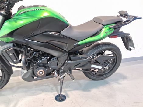 BAJAJ DOMINAR 400 