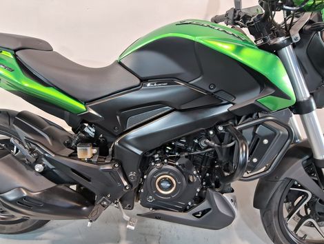 BAJAJ DOMINAR 400 