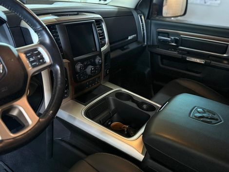 RAM CLASSIC LARAMIE 5.7 CD V8 4X4 Aut.