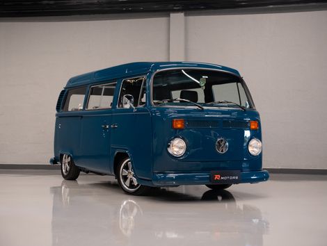  KOMBI